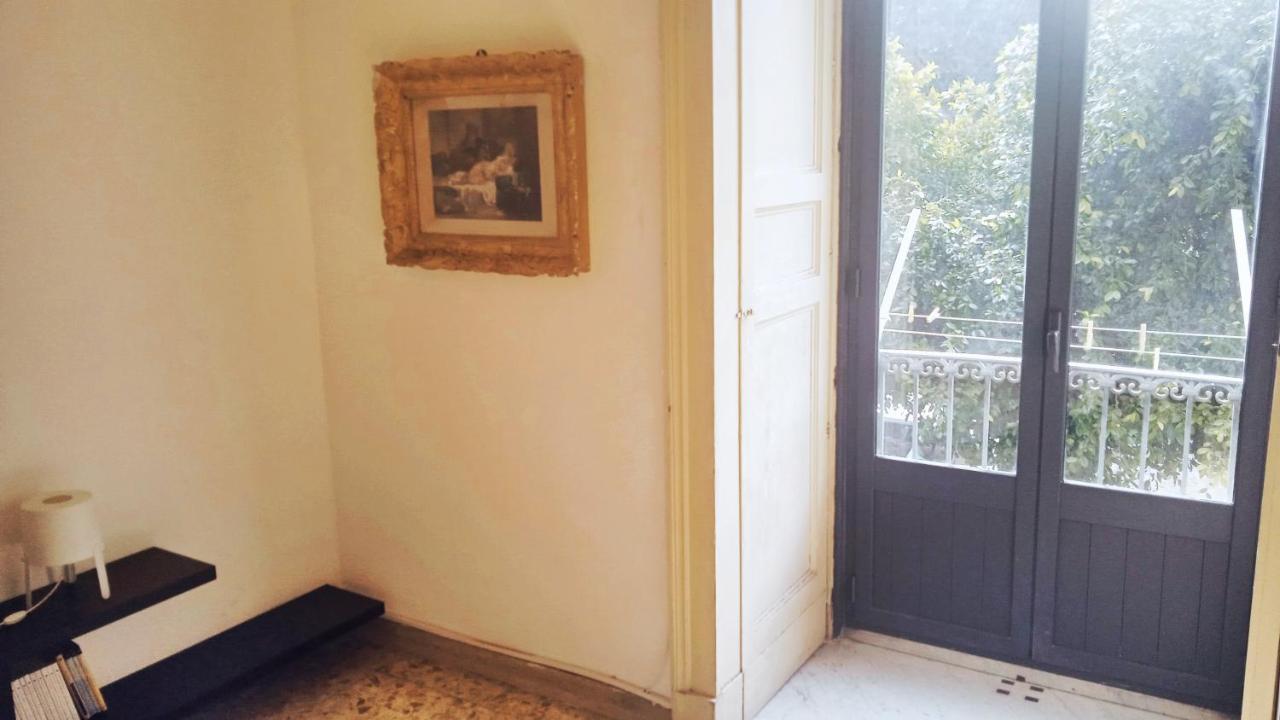 Bed And Books Isabella Bed and Breakfast Catania Eksteriør billede